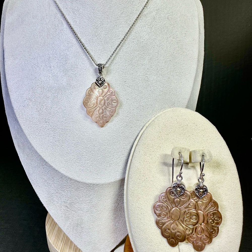 Robert Manse 925 Silver & 18k Gold w/MOP Necklace 18” & Earrings LOT#685
